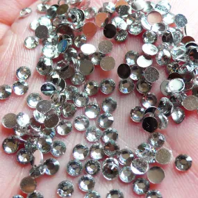 3mm Round Rhinestones | 14 Faceted Cut Resin Rhinestones (Clear / Around 1000 pcs)