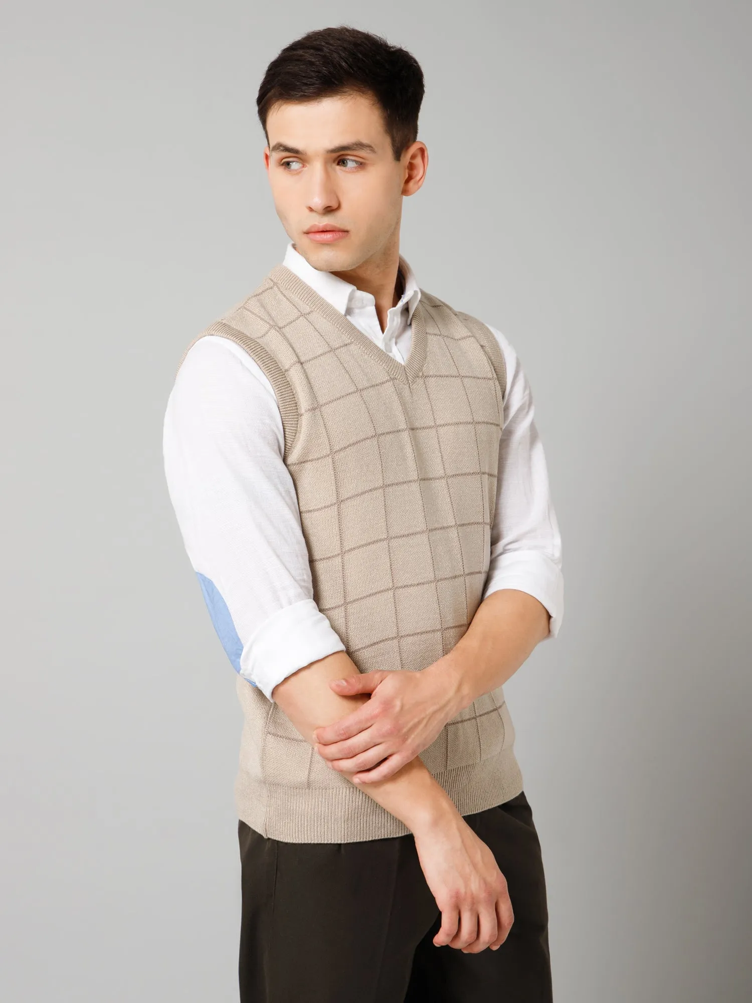 Checkered Beige Sleeveless V Neck Regular Fit Casual Sweater for Men