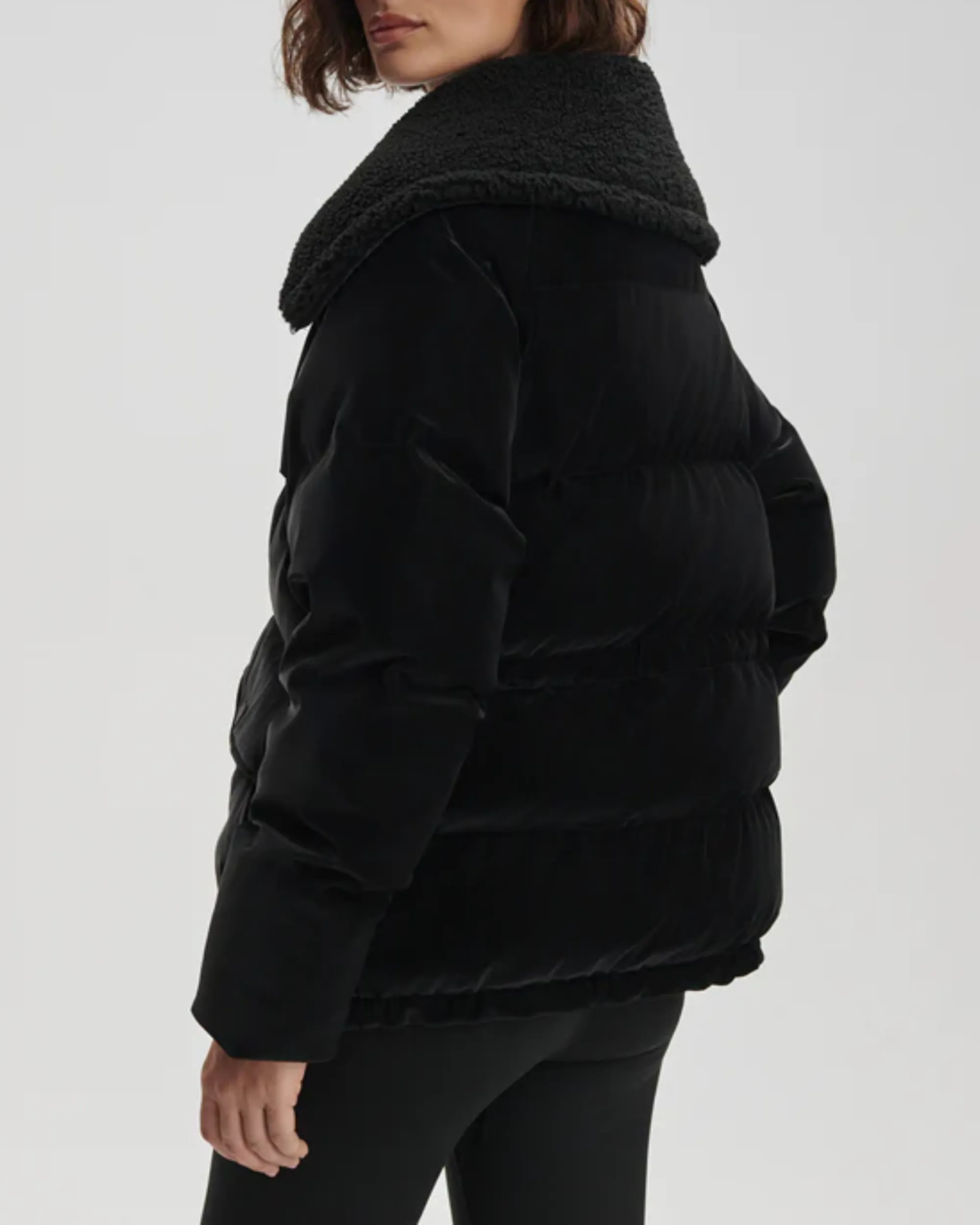 Varley Roseville Short Down Puffer in Black